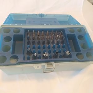 Wilton Cake Decorating Tool Caddy🎂